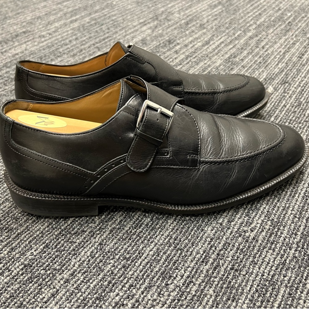 Johnston & Murphy signature series, black dress shoes.